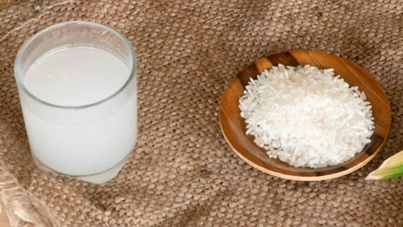 benefits of applying rice water