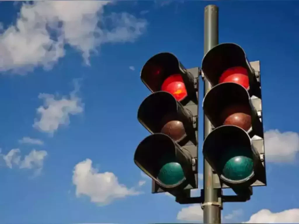 Report sought for failure of one-third of signal lights