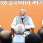 pm modi at bjp hq