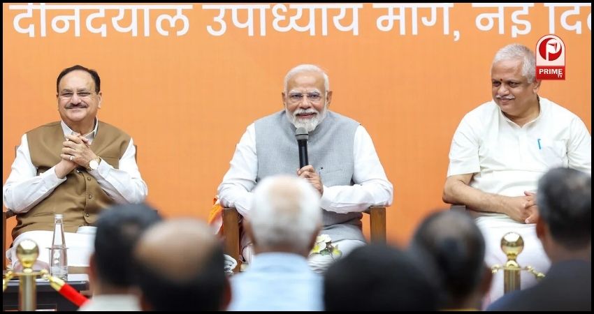 pm modi at bjp hq