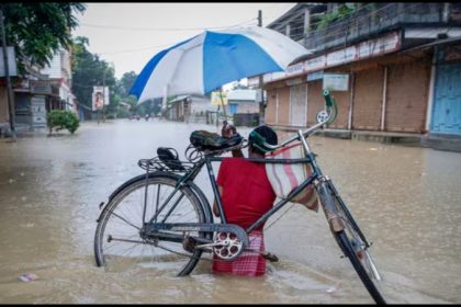 Bangladesh में भीषण बारिश के कारण बाढ़