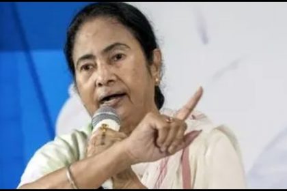 Mamata Banerjee's emotional drama