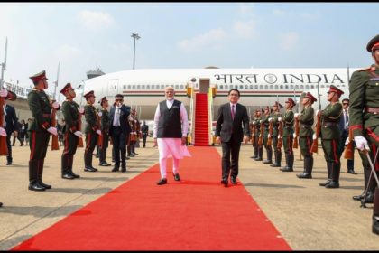 PM मोदी का Laos दौरा