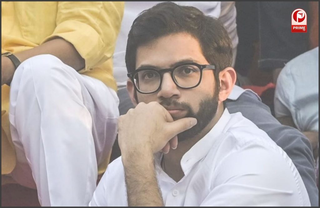 महाराष्ट्र में कुछ ही दिनों बाद विधानसभा चुनाव होने है। इसके लिए राजनीतिक दलों ने कमर कस ली है। राज्य में आचार संहिता भी लागू हो गई है। इस बीच, शिवसेना यूबीटी के नेता आदित्य ठाकरे पर आचार संहिता के उल्लंघन का गंभीर आरोप लगाया गया है।