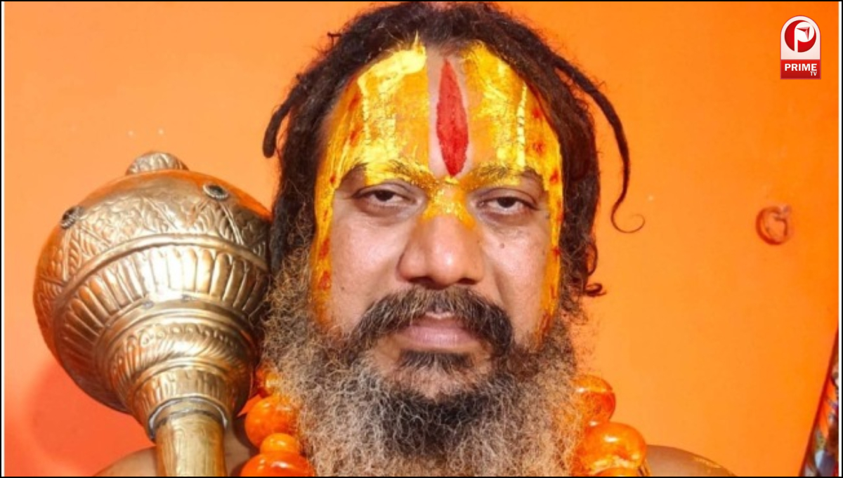 CM योगी के समर्थन में उतरे परमहंस