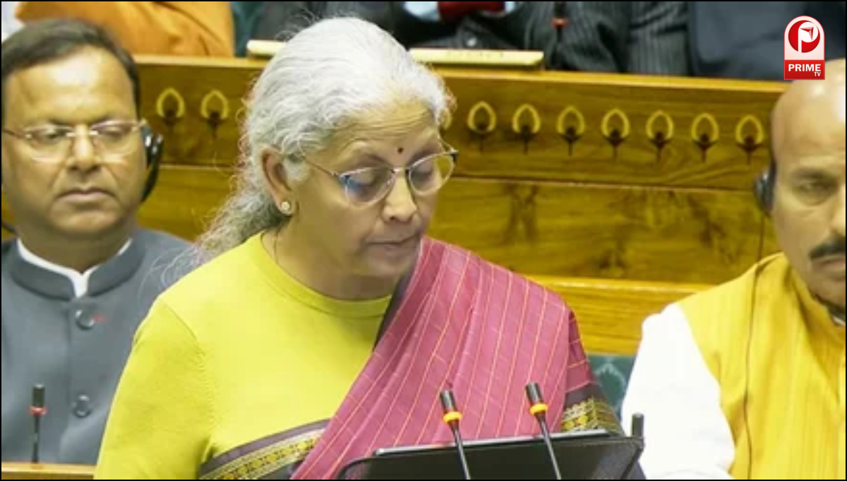 निर्मला सीतारमण ने राहुल गांधी को लिया आडे हाथ