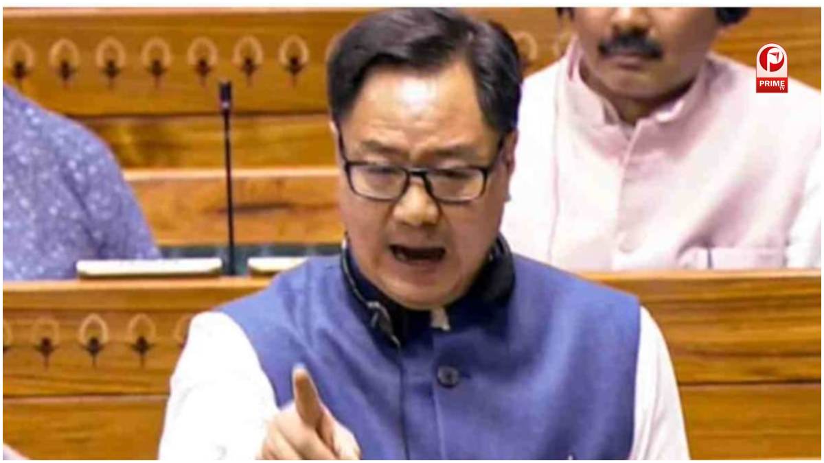 ’सदन में आंख मारते,गले लगते Rahul Gandhi’
