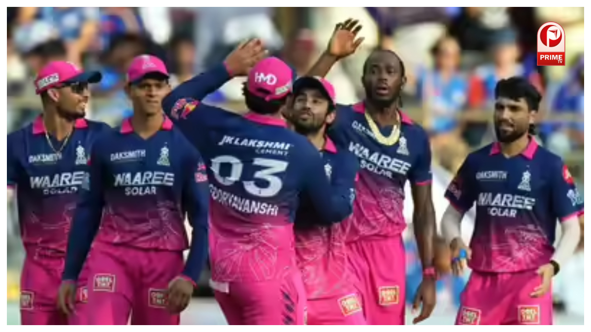 प्लेऑफ में RCB और GT टॉप-2