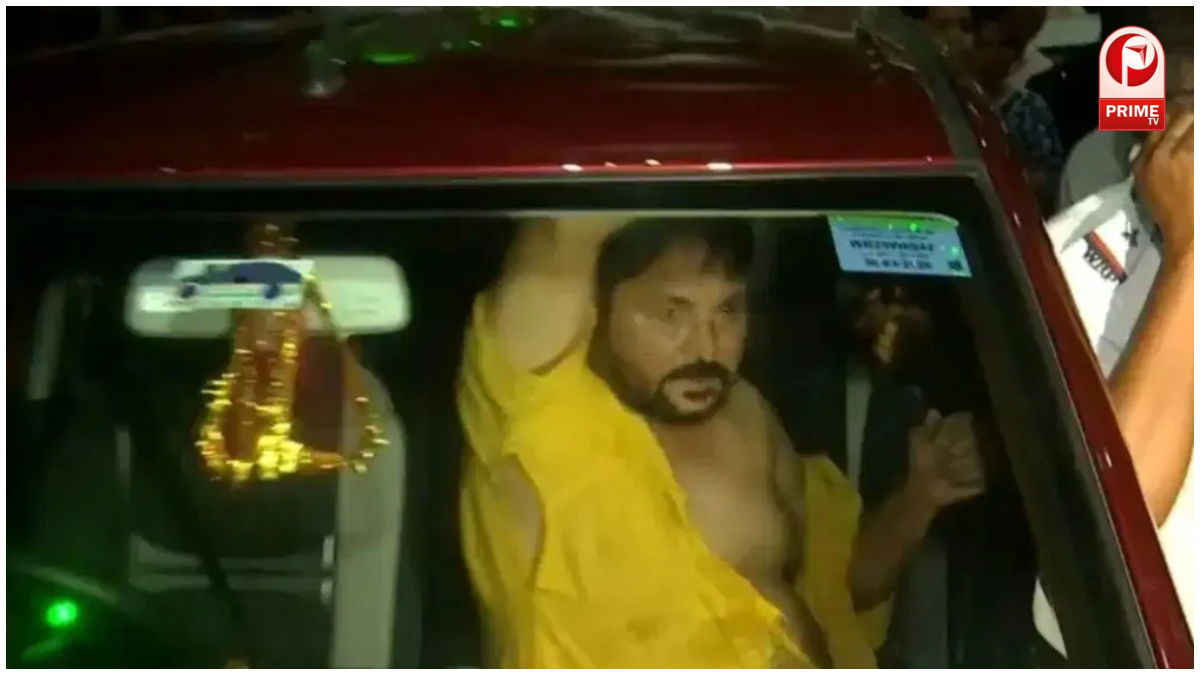 Kolkata Airport Clash