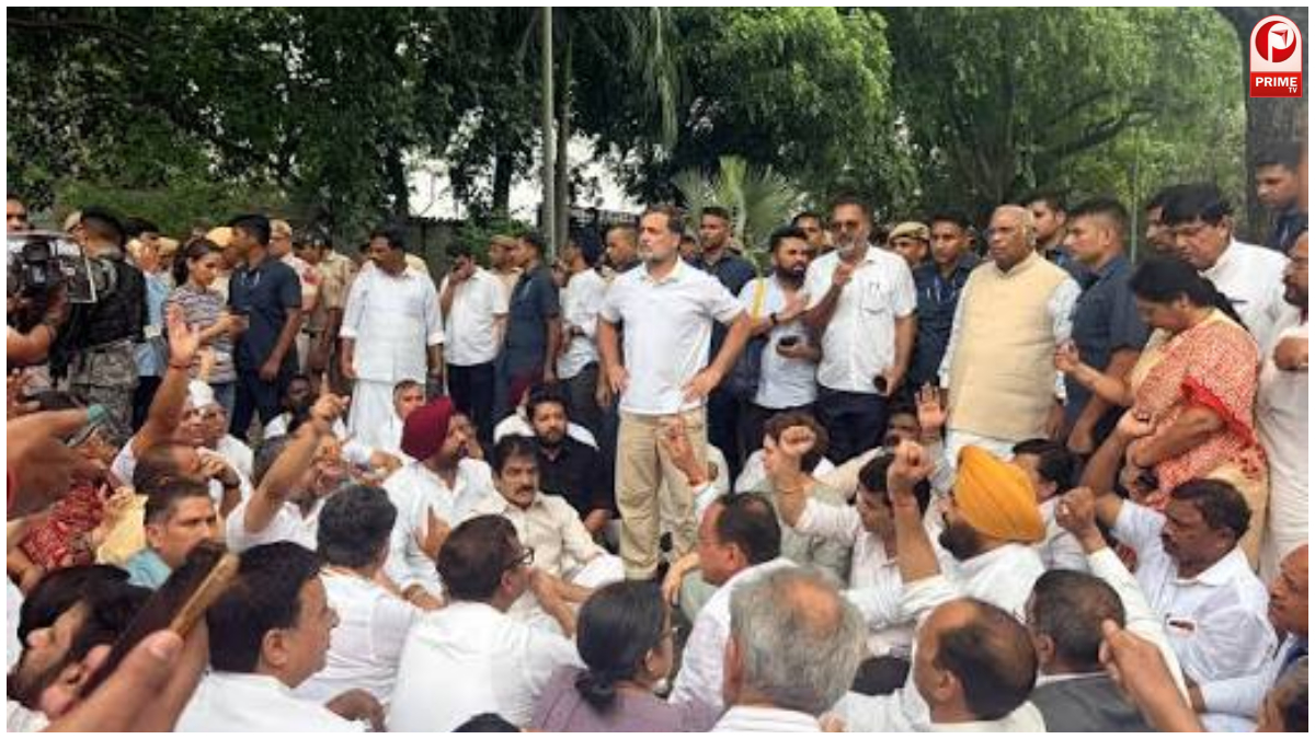 राहुल गांधी के बाद वेणुगोपाल का वार