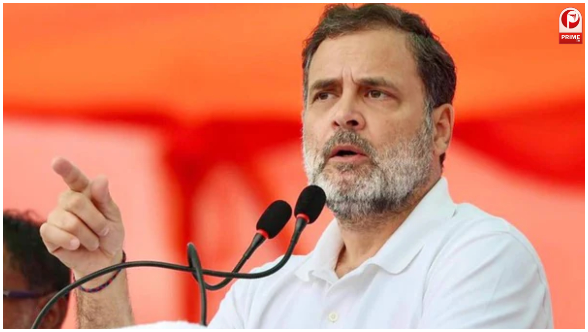 राहुल गांधी के खिलाफ FIR से सियासत गरम