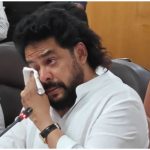 शपथ के महज 24 दिन बाद छोड़ा कैबिनेट पद