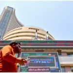 सेंसेक्स 350 अंक गिरा, इन शेयरों में मचा हड़कंप