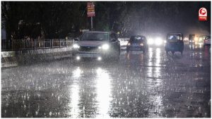 बारिश और आंधी से जान-माल का भारी नुकसान