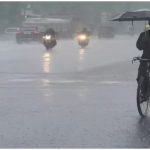 बारिश और तूफानी हवाओं से बढ़ी टेंशन