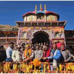 पूजा-अर्चना के बाद सांस्कृतिक महोत्सव में शिरकत