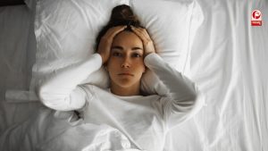बिस्तर छोड़ने से नींद में कैसे मिल सकती है मदद?