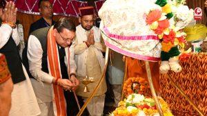 उत्तरकाशी में सीएम धामी की बड़ी घोषणाएं