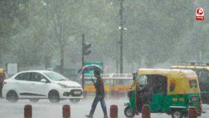यूपी में बारिश और तेज हवाओं का अलर्ट