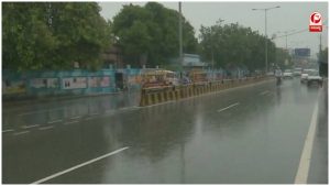 मानसून की विदाई के बीच बदला मौसम