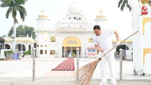 धार्मिक और पर्यटन स्थलों पर स्वच्छता जरूरी